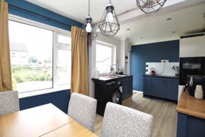 Kitchen/Diner- click for photo gallery